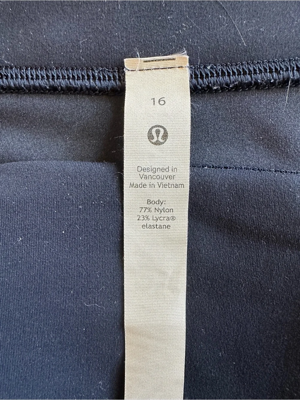 Lululemon Athletica Women's Navy High-Rise Bike Shorts with Side Pockets